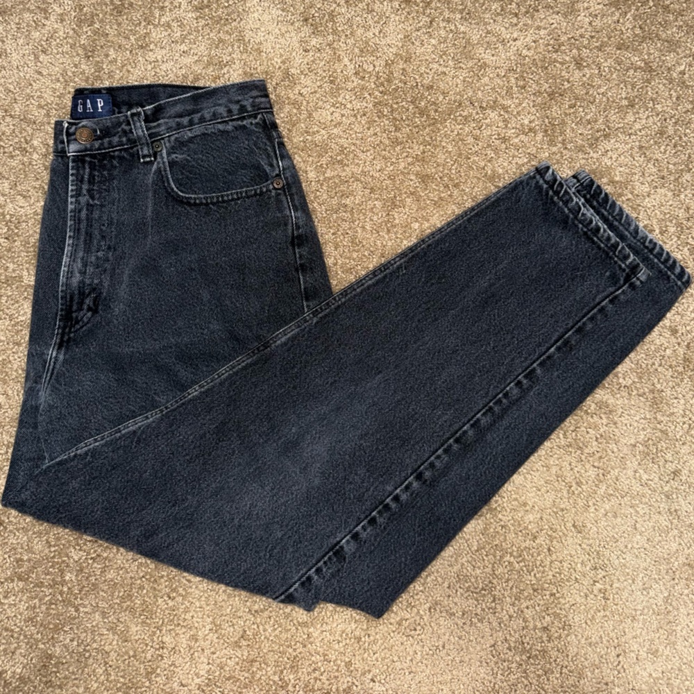Vintage GAP High Rise Tapered Jeans Black Wash Women’s 28W (No Size Tag)